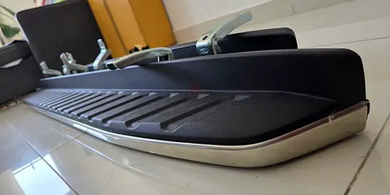 New & Original side steps (New) - Ford Everest (Limited)