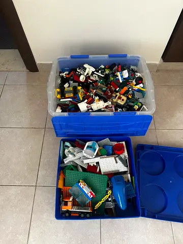 FREE- Bulk LEGO and Compatible Building Bricks with Baseplates - Mixed Set