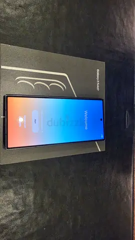 Samsung Galaxy Z Fold 7 1TB/16gb with box and cable