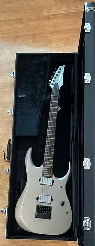 Ibanez RGD61ALET
