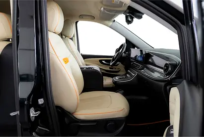 صورة 8 لـ 2025 Mercedes-BENZ V-CLASS