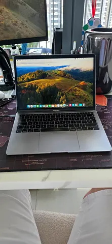 Macbook Air 13 Retina (2019)