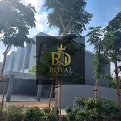 Distress Deal | Fully Corner on 2 Roads | Close to Gate | 3BR + Maid | Ready To Move