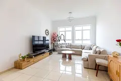 Spacious 2BR Apartment | Balcony | Vacant from October