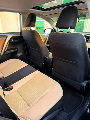 2016 Toyota RAV 4 — фото 11