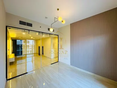 Beautiful 2 BR + Storage I Vacant I Biggest Layout