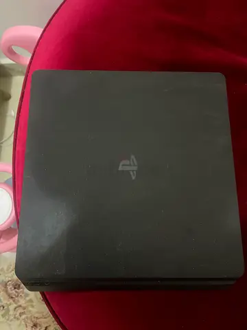 Sony PlayStation 4 Slim console - used, good condition