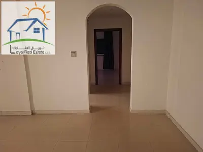 1 BEDROOM WITH 2WASHROOM CENTRAL A.C MAIN ROAD