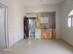 Lavish studio full family building near to Jim's school 15990