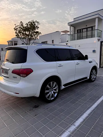 2012 Infiniti QX80 — фото 4