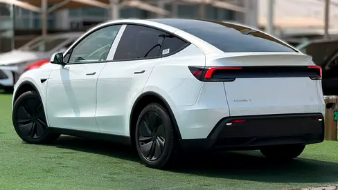 صورة 4 لـ 2025 Tesla MODEL Y