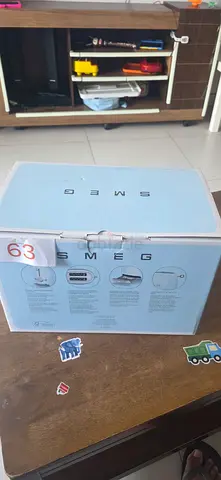 SMEG 2-Slice Toaster (New in Box) - Cream Color