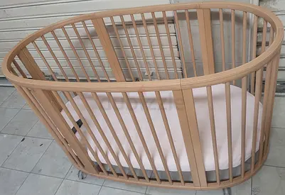 Stokke Sleepi Oval Baby Crib with Mattress