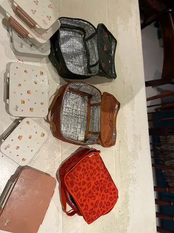 Lunch and snack boxes and bag from citron