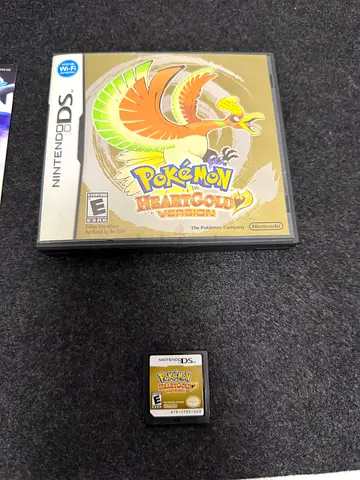 Nintendo DS Pokémon HeartGold CIB