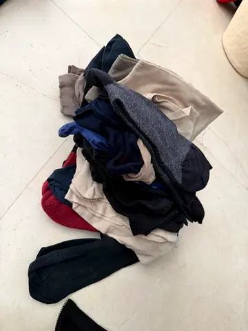Mixed lot of men's socks - assorted colors and sizes 42/43/44/45