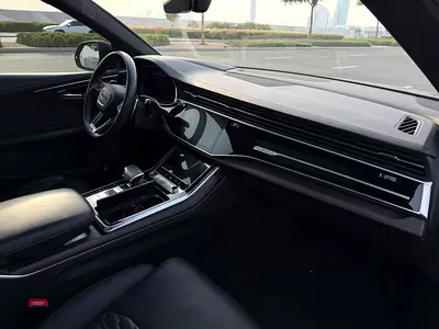 صورة 15 لـ 2021 AUDI RS Q8