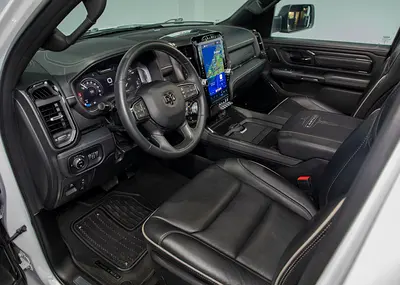 2024 RAM 1500 照片 10