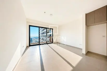 Pool and Skyline View | High Floor | Brand New