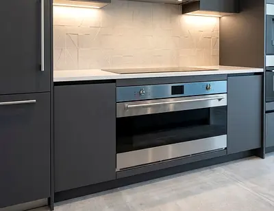 Smeg 90cm Built-In Electric Oven – Brand New | Premium Italian Quality
