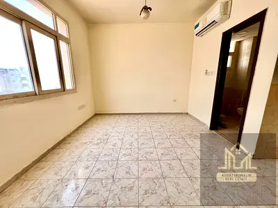 Looking like a beautiful apartment studio neat and clean family building just in 19k
