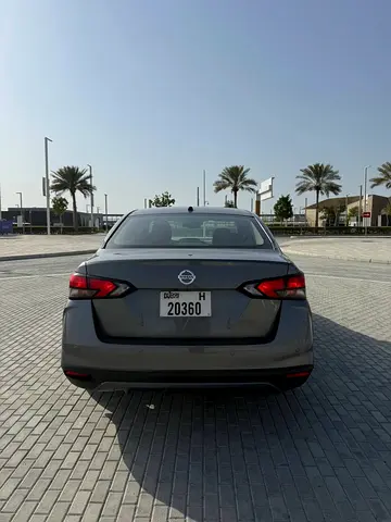 2022 Nissan VERSA 照片 6