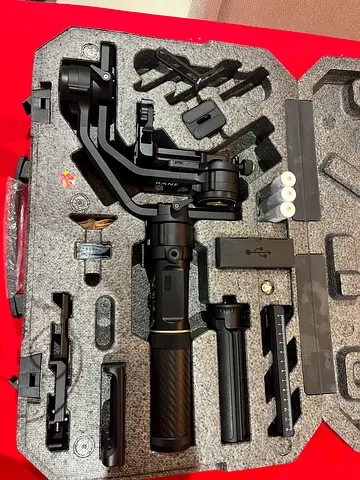 Brand new Zhiyun Crane 2 combo.