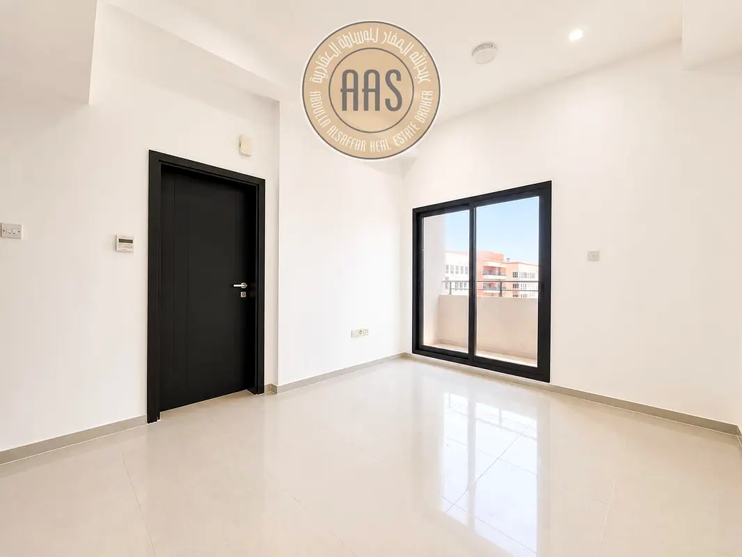 Front of bus stop hot offer 1bhk with balcony Wardrobes