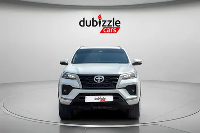 2025 Toyota FORTUNER 照片 2