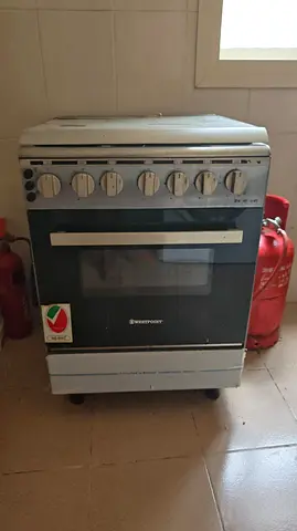 Used Hotpoint freestanding gas cooker with oven - good working condition With Cylinder