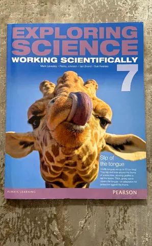 Exploring Science 7 - Working Scientifically - Good condition almost new