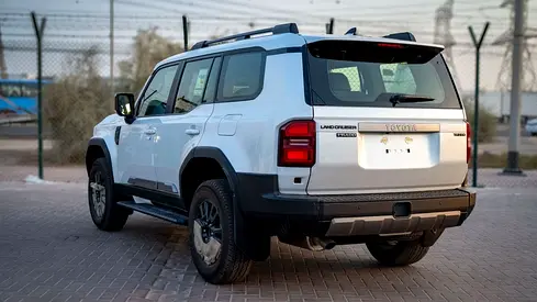 2024 Toyota PRADO 照片 3