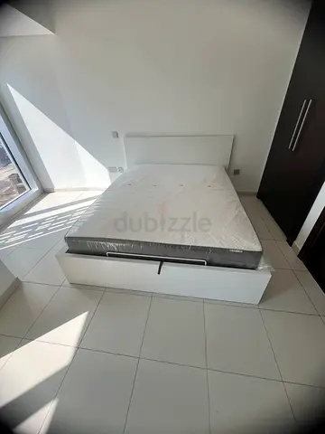 Ikea otoman hydraulic queensize bed