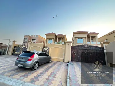 5BR villa in Al Rawda 1, 5000 sqft, hall, majlis, large yard, third tenant, electronic gate. Annual