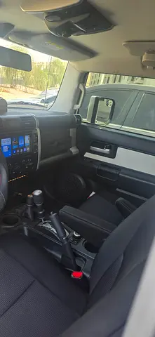 2022 Toyota FJ CRUISER photo 5