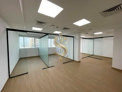 Chiller Free | Fully Fitted | 3 Glass Partitions