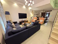 Fully furnished | Spacious | Ready to Move