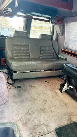 1999 Chevrolet EXPRESS photo 6