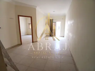 Lavish 1bhk apartment available near Muwailah bus stop rent 32k