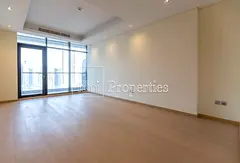 Specious open view 3 Min Walk Dubai Mall