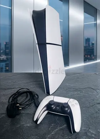 PS5 Slim 2025 Model (CFI2102) with original controller
