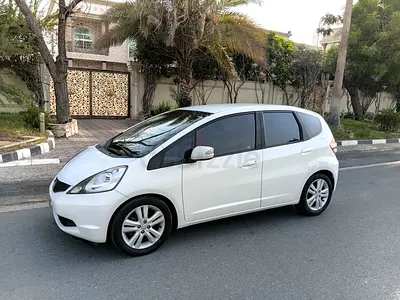 Honda Jazz EX Top 2011 Model Tiptronic Gear Cruise Control GCC family Used Sale