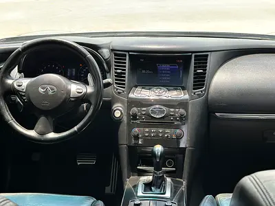 صورة 8 لـ 2014 Infiniti QX70