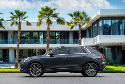 صورة 2 لـ 2020 AUDI Q3