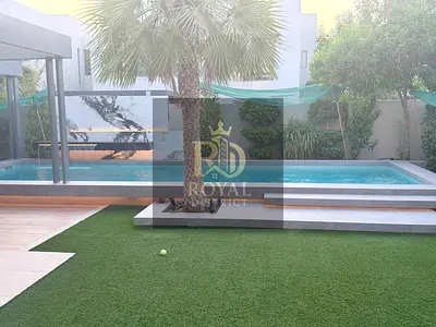 بسعر لقطة | تملك فيلا فاخرة مكونة من 4 غرف | مفروشة بالكامل | تشطيبات راقيية | تصميم عصري | موقع مميز فى الليلك | أرقى مناطق الشارقة