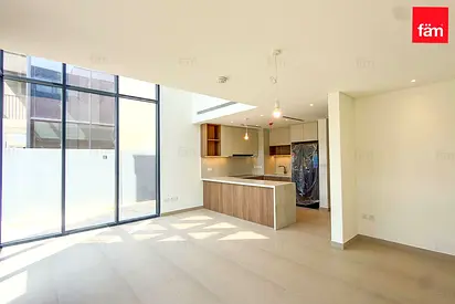 Ranim Brand New 4 Bedrooms Close To Park