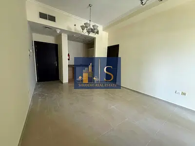 VACANT | CLOSE TO METRO | BRIGHT