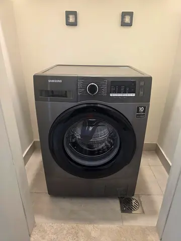 Samsung 8 kg washing machine like new condition perfect working