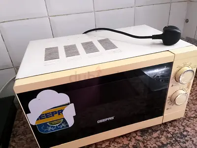 Geepas oven - perfectly working - 50 Only
