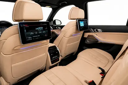 2019 BMW X7 — фото 15